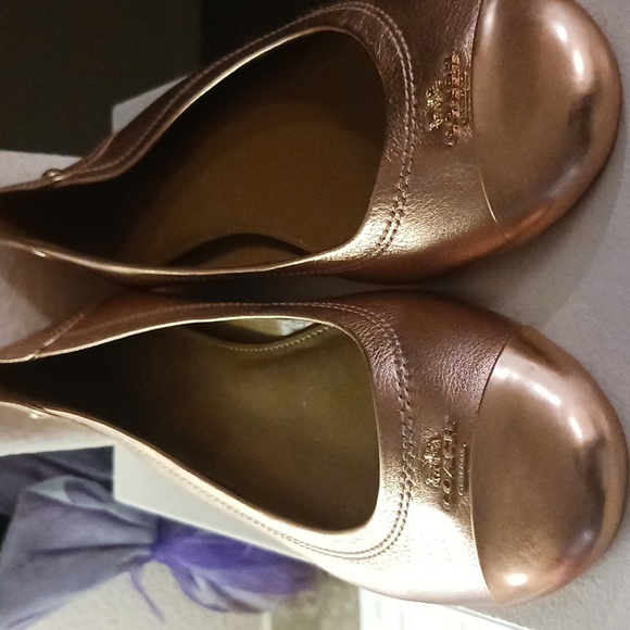 Coach shoe - Picture 4 of 4